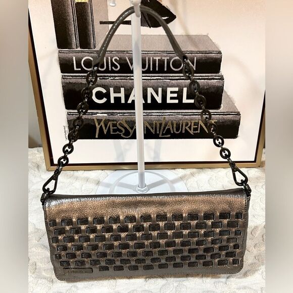 Calvin Klein Silver Metallic Leather Woven Chain Shoulder Bag Clutch Pochette - Picture 2 of 13